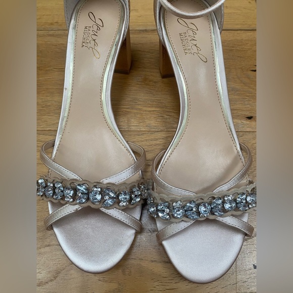 Jewel Badgley Mischka Women's Giona Block Heel Evening Sandals​ - Picture 11 of 12